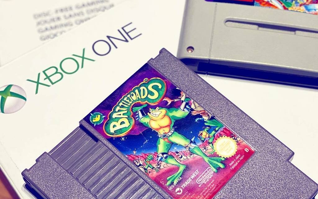 En attendant la nouvelle version / Waiting for the new game #battletoads #xbox #xboxone #xboxseriesx #nes #snes #famicom #superfamicom #xboxmvp #instagaming #instagamer https://t.co/99xwd6VEdo pic.twitter.com/o2BN7fEYCW