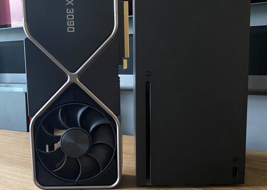my RTX 3090 arrived. It’s an absolute unit https://t.co/yQIJgMDit3